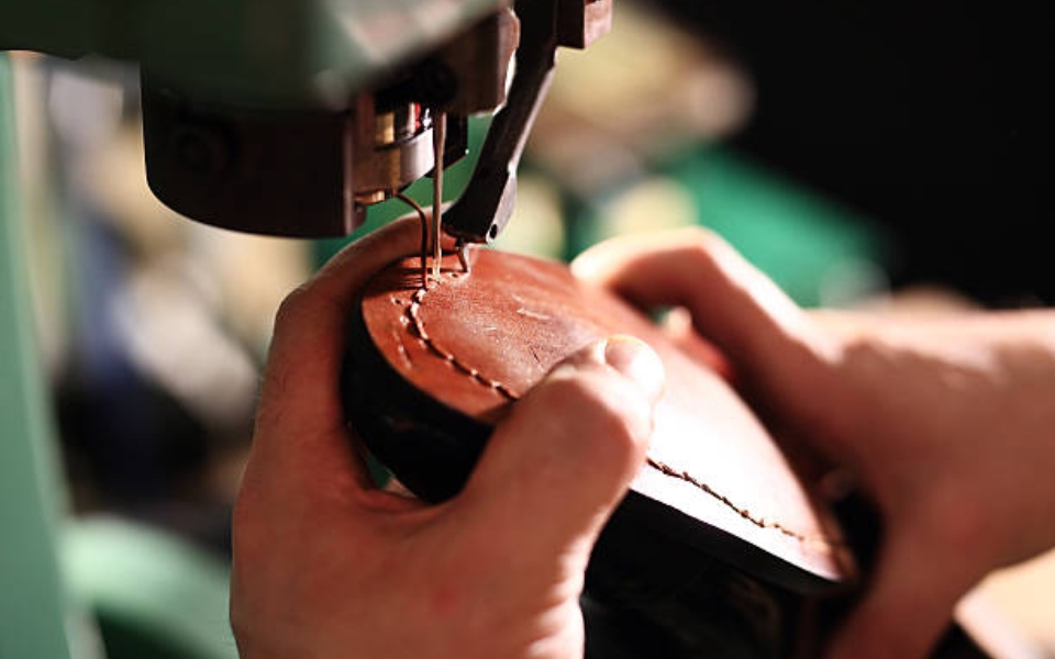 Máquina de coser para calzado profesional